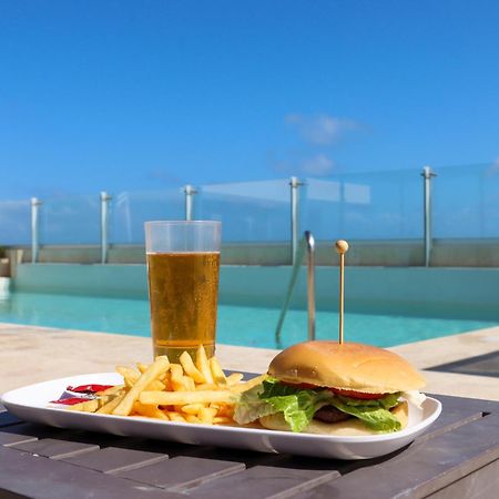 Residence Inn By Marriott Cancun Hotel Zone Exterior foto